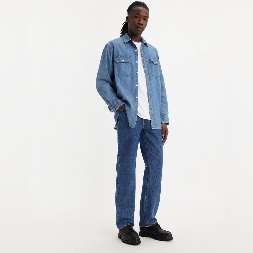 LEVI’S Sz 42 x 34 Relaxed Fit Tapered Leg Mid-Wash Jeans NEW WITH TAGS